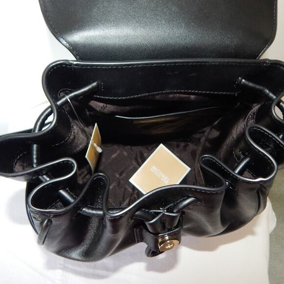Michael Kors CHERYL Leather Drawstring Flap Logo Medium Backpack Black NWT main image 7